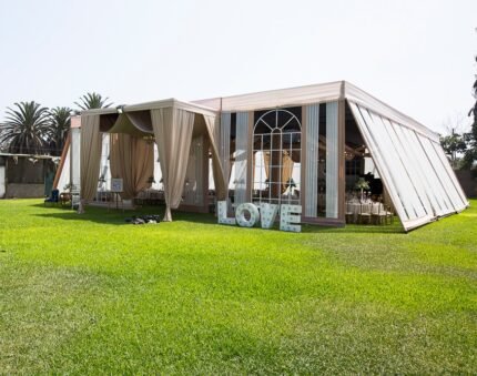 Alquiler de toldos y estructuras para eventos