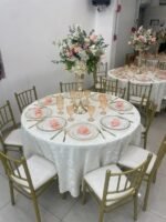 Alquiler de sillas tiffany blancas para eventos y bodas en Lima