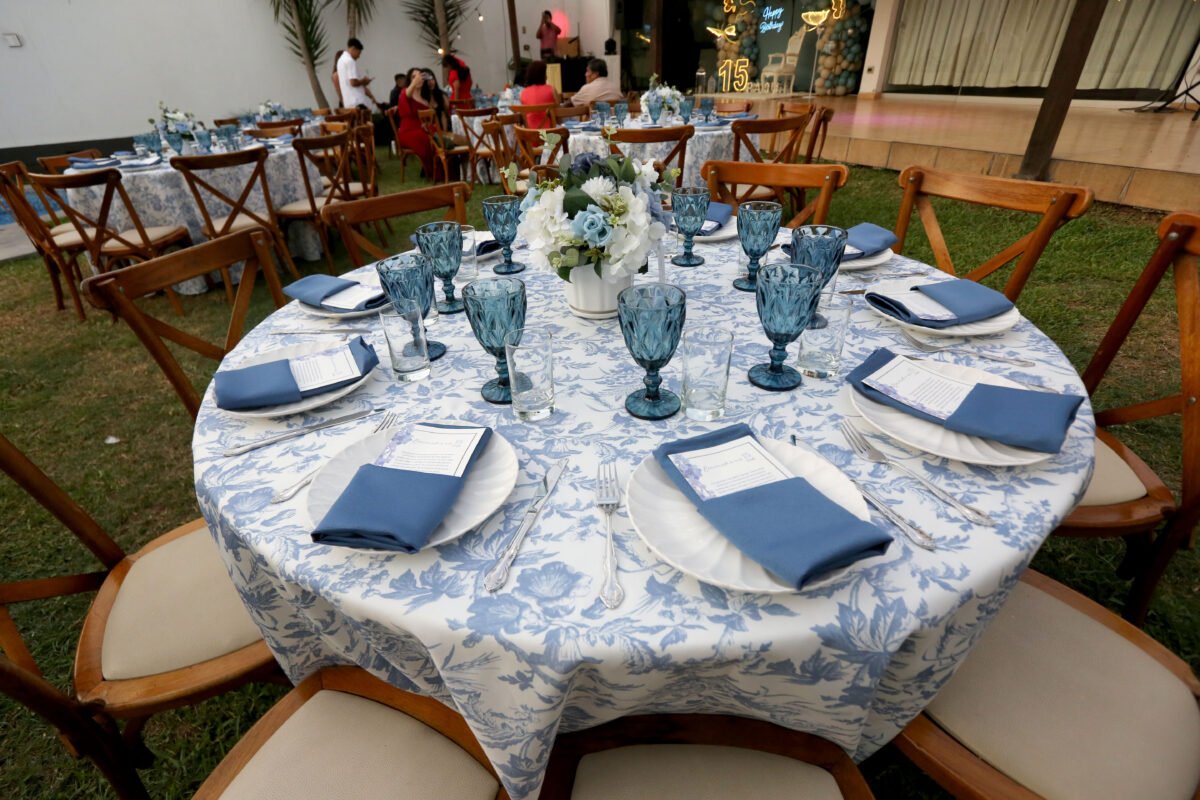 Alquiler de copas labradas para eventos